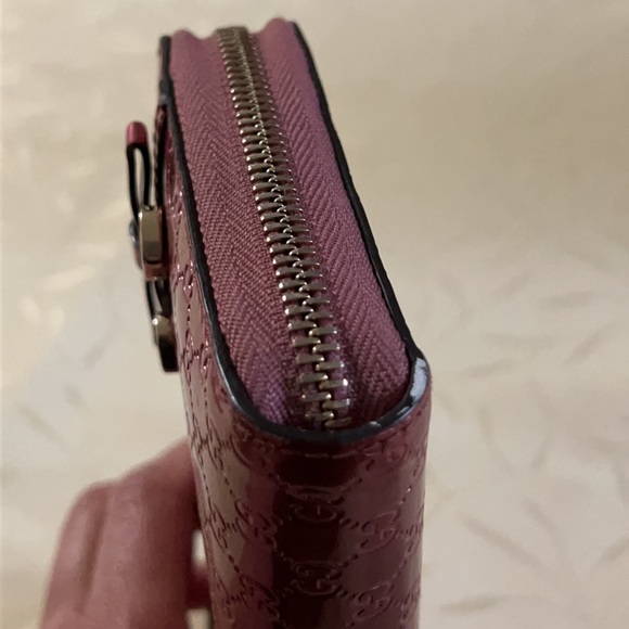 Gucci Patent Zip around GG Micro Guccissima Long Wallet - Picture 6 of 16